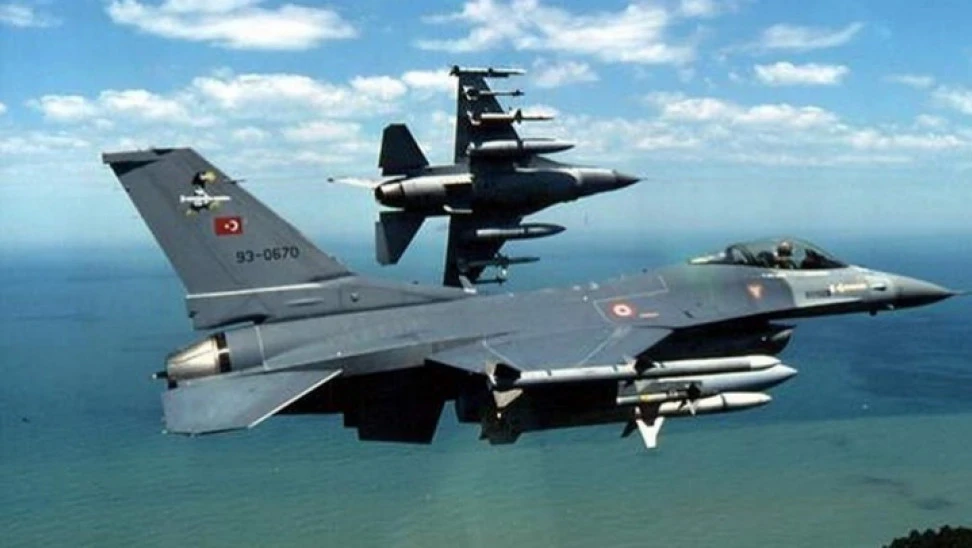 Τουρκικά F-16 έκαναν υπερπτήσεις σε Λειψούς, Αρκιούς, Φαρμακονήσι, Οινούσσες και Παναγιά